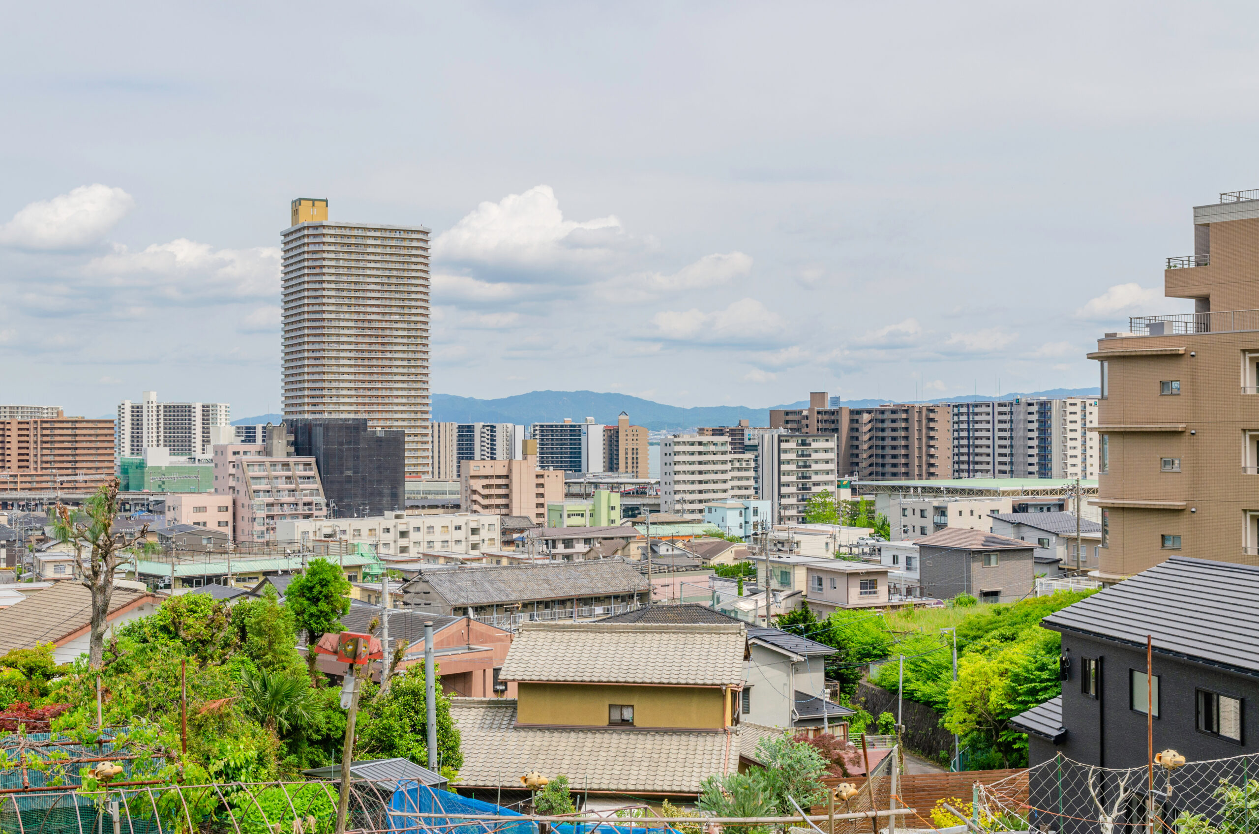 大津市の都市風景